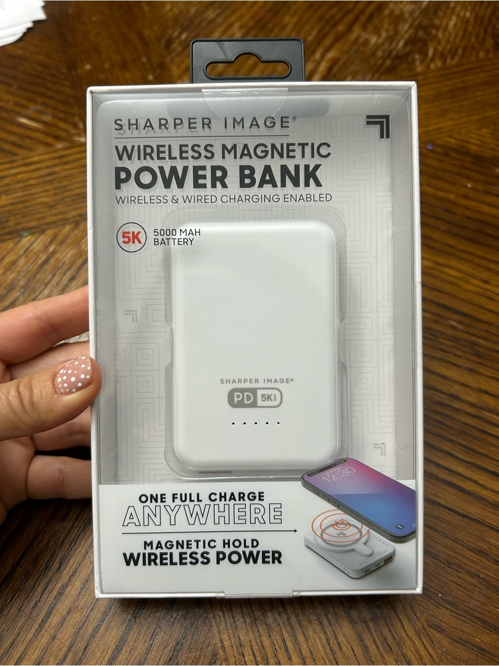 NWT Sharper Image White Wireless Magnetic Power Bank
